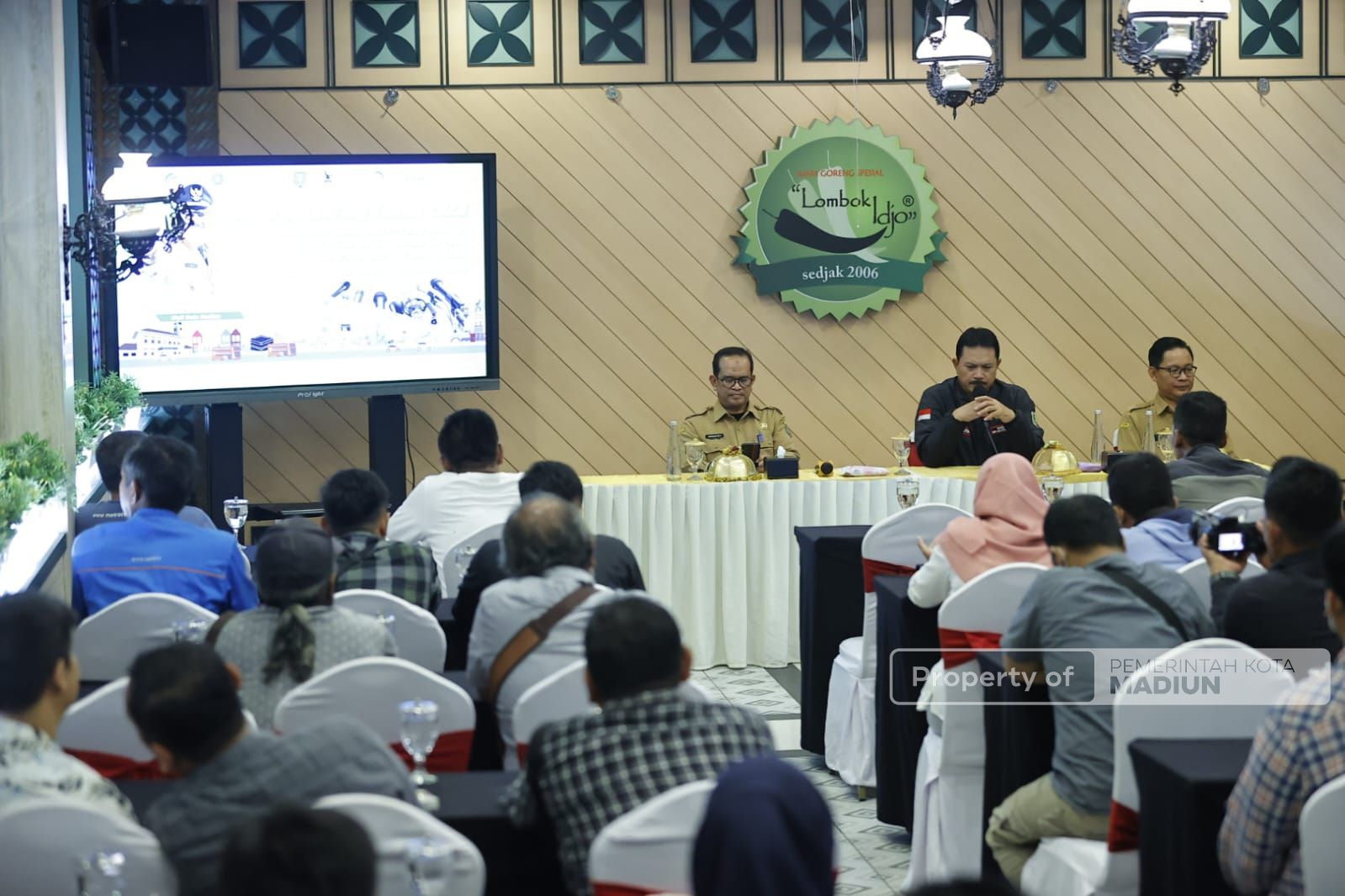 Foto 2 dari 11: Gathering dengan Awak Media, Wali Kota: Pers Penting untuk Wujudkan Madiun Kota Terbuka