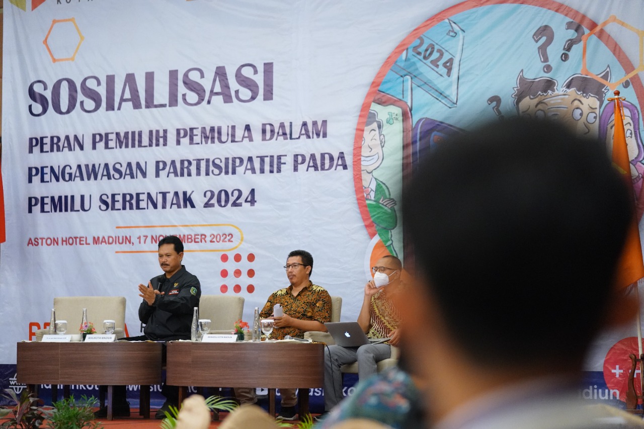 Foto utama berita: Hadiri Sosialisasi Pemilih Pemula, Wali Kota Ajak Generasi Muda Ikut Dalam Pembangunan Kota