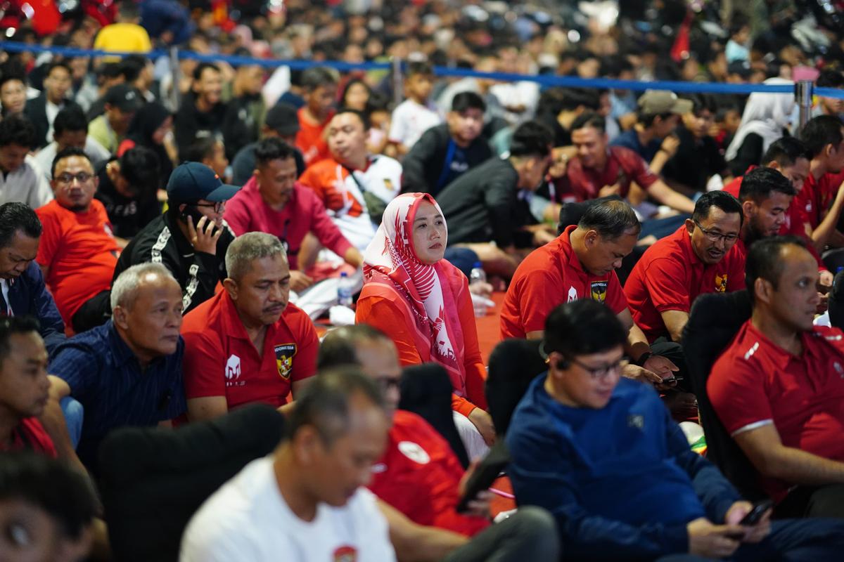 Foto 2 dari 9: Pemkot Gelar Nobar Berhadiah Sepeda, Pj Wali Kota: Antusias Masyarakat Luar Biasa