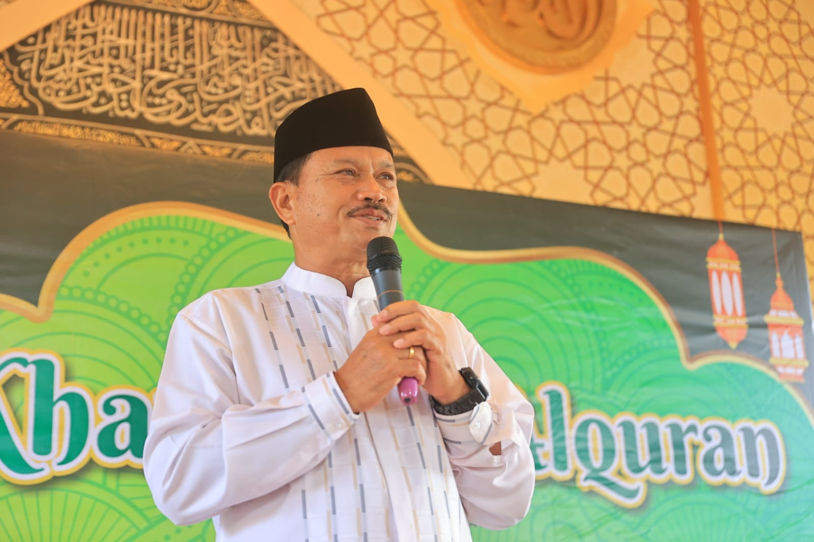 Foto utama berita: Buka Khataman Alquran dan Tinjau Pondok Ramadan, Wali Kota: Ramadan Momentum Bangun Karakter Religius