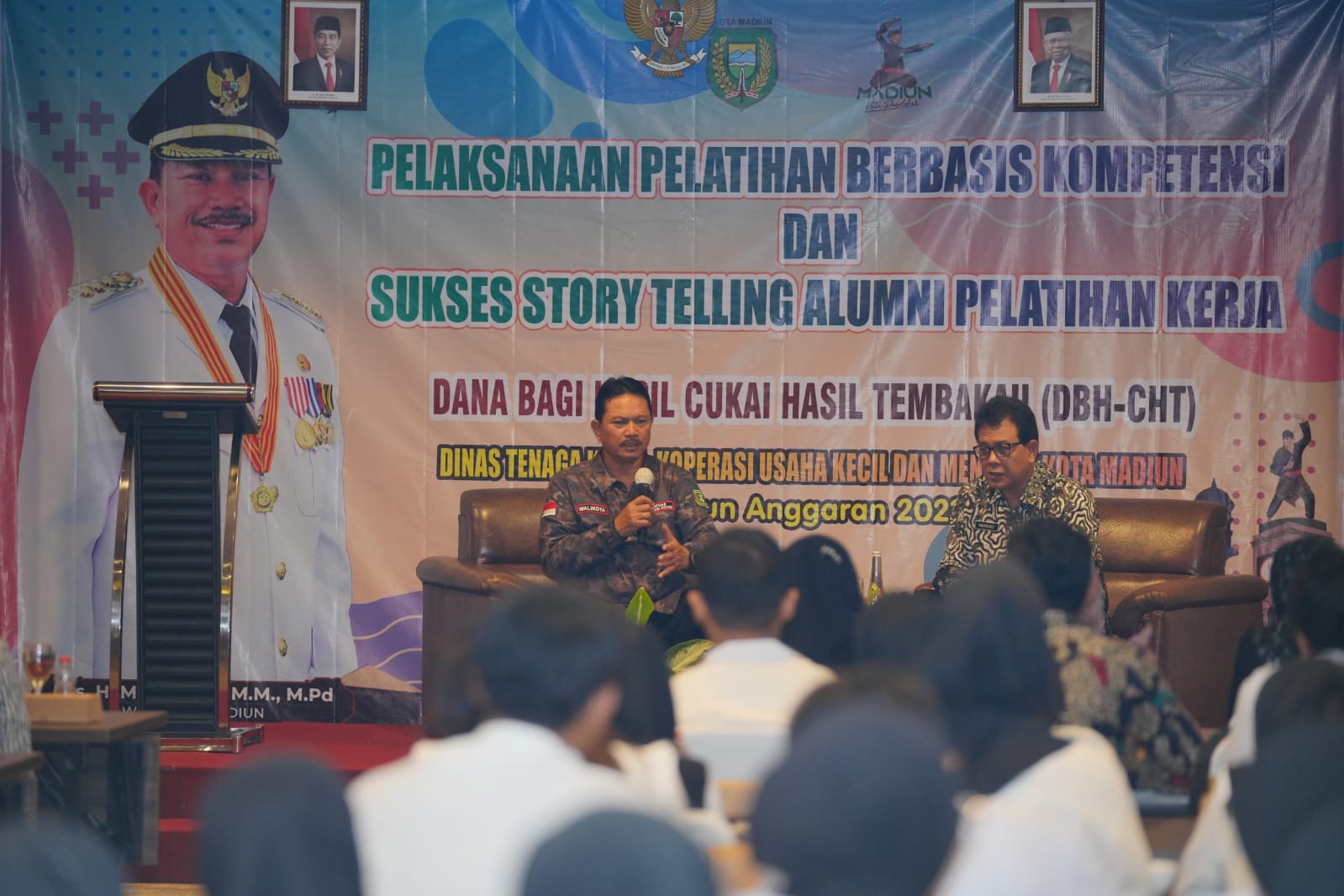 Foto 1 dari 3: Buka Pelatihan Berbasis Kompetensi, Wali Kota Beri Motivasi