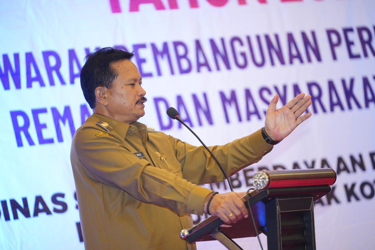Foto 1 dari 8: Libatkan Perempuan dan Remaja dalam Pembangunan, Wali Kota Pimpin Musbang Para Mantan