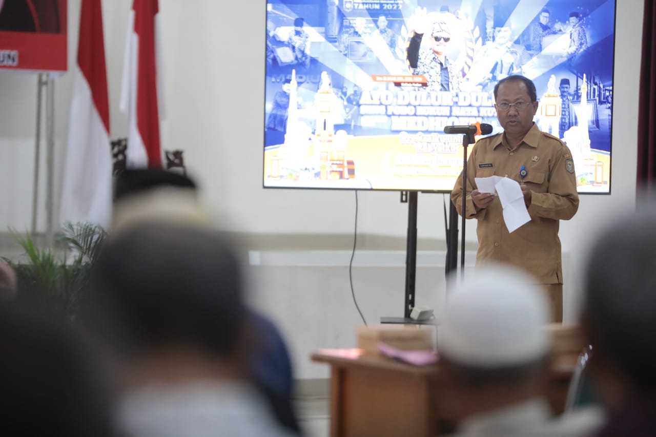Foto 8 dari 10: Sosialisasi Wawasan Kebangsaan, Wali Kota Ajak Toga dan Tomas Sebarkan Kedamaian Jaga Keutuhan
