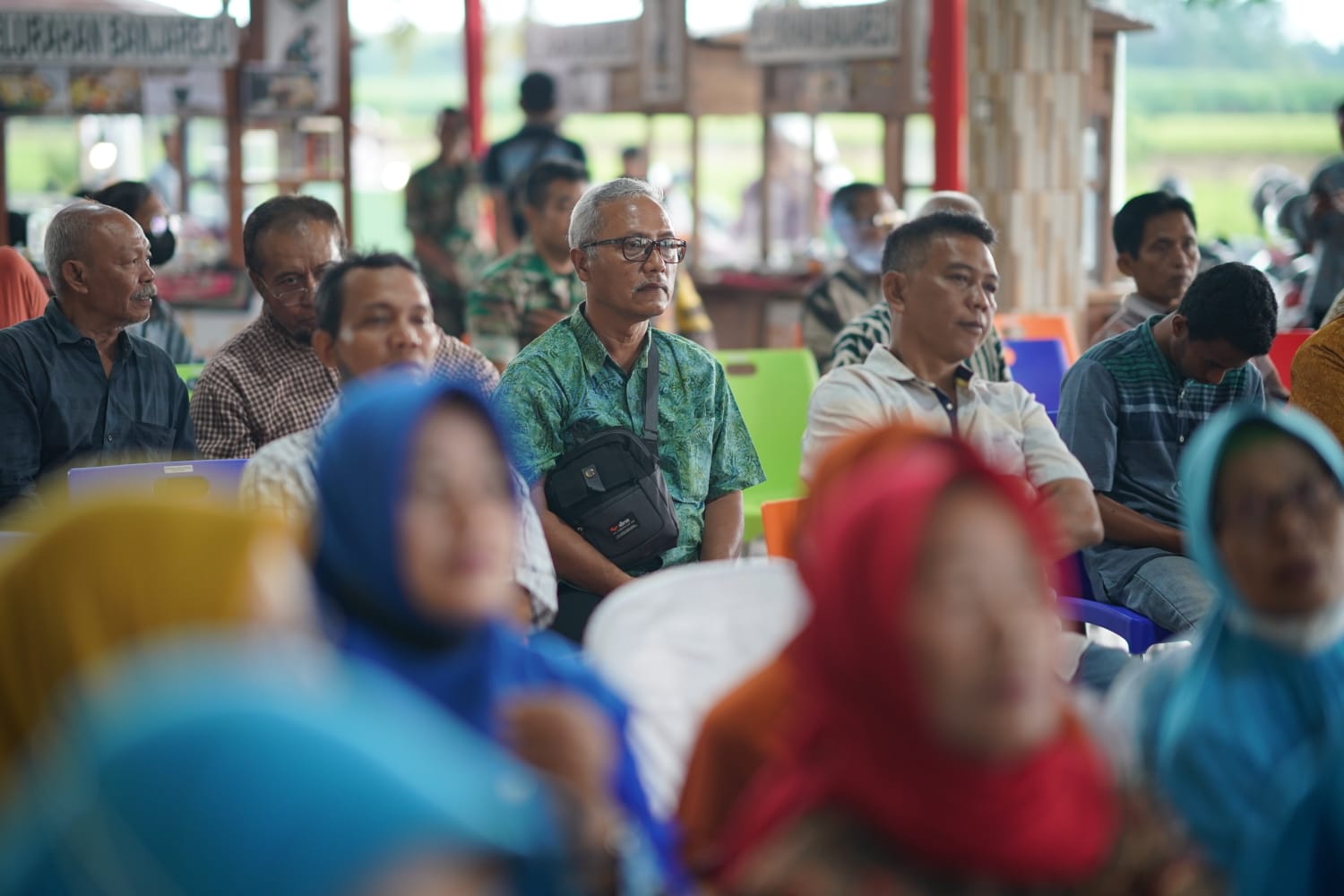 Foto 4 dari 10: Gelar Pertemuan Dengan Tokoh Masyarakat Di Banjarejo, Wali Kota Ajak Warga Sampaikan Usulan Pembangunan