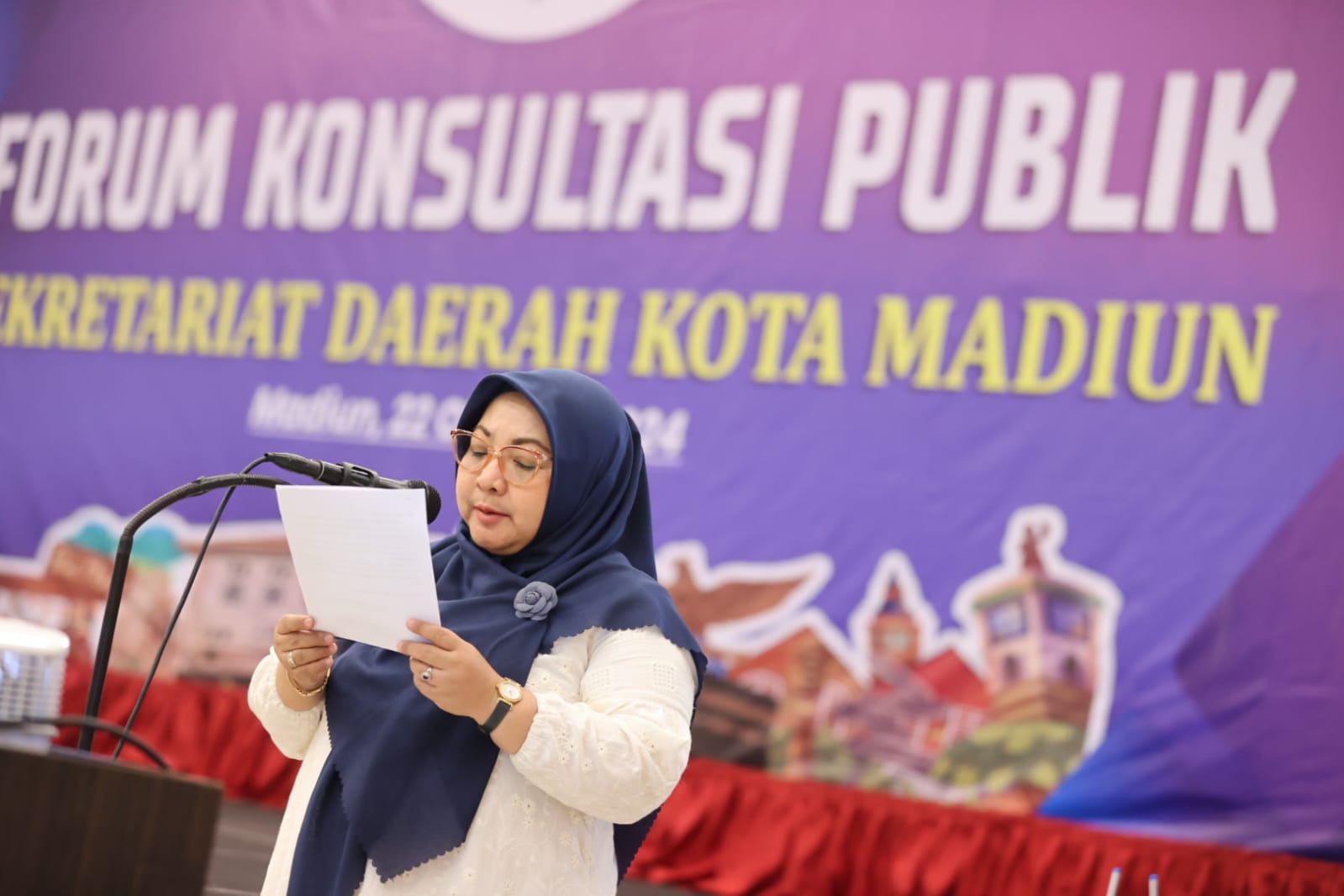 Foto 8 dari 9: Buka Forum Konsultasi Publik Setda Kota Madiun, Sekda: Jangan Hanya Seremonial Belaka