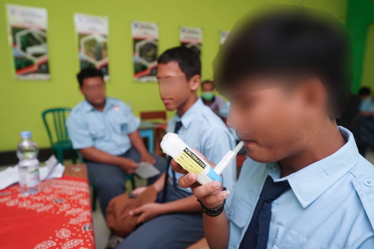 Foto 3 dari 9: Cek Paparan Asap Rokok Pada Siswa, Puskesmas Sukosari Gelar Skrining di Sekolah