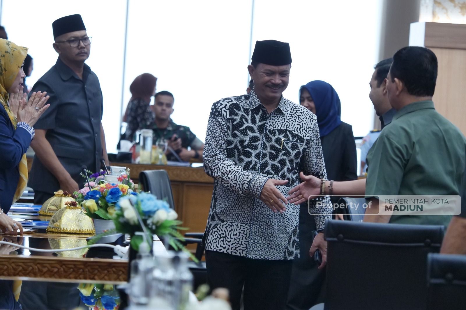 Foto 9 dari 9: Hadiri Rapat Paripurna Bersama DPRD, Wali Kota Sampaikan Nota Keuangan Atas Raperda P-APBD 2023