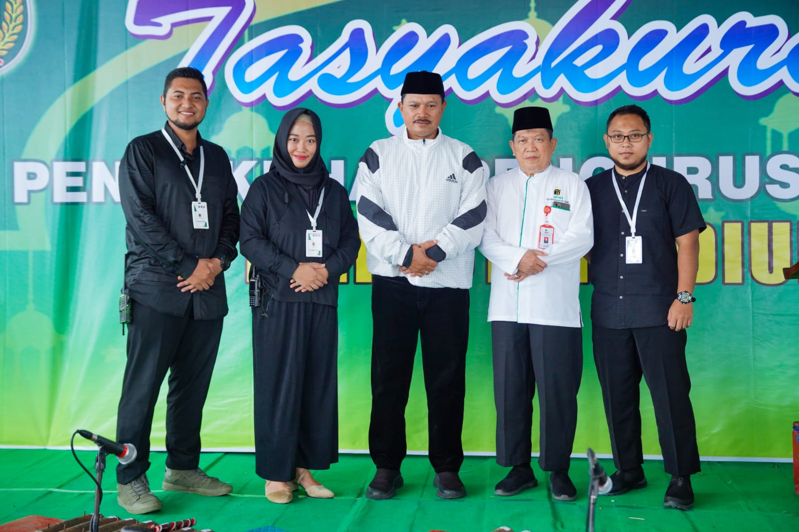 Foto 10 dari 10: Tasyakuran IPHI, Wali Kota: Tahun Ini Kita Berangkatkan Umrah 15-20 Pengurus Masjid Berprestasi