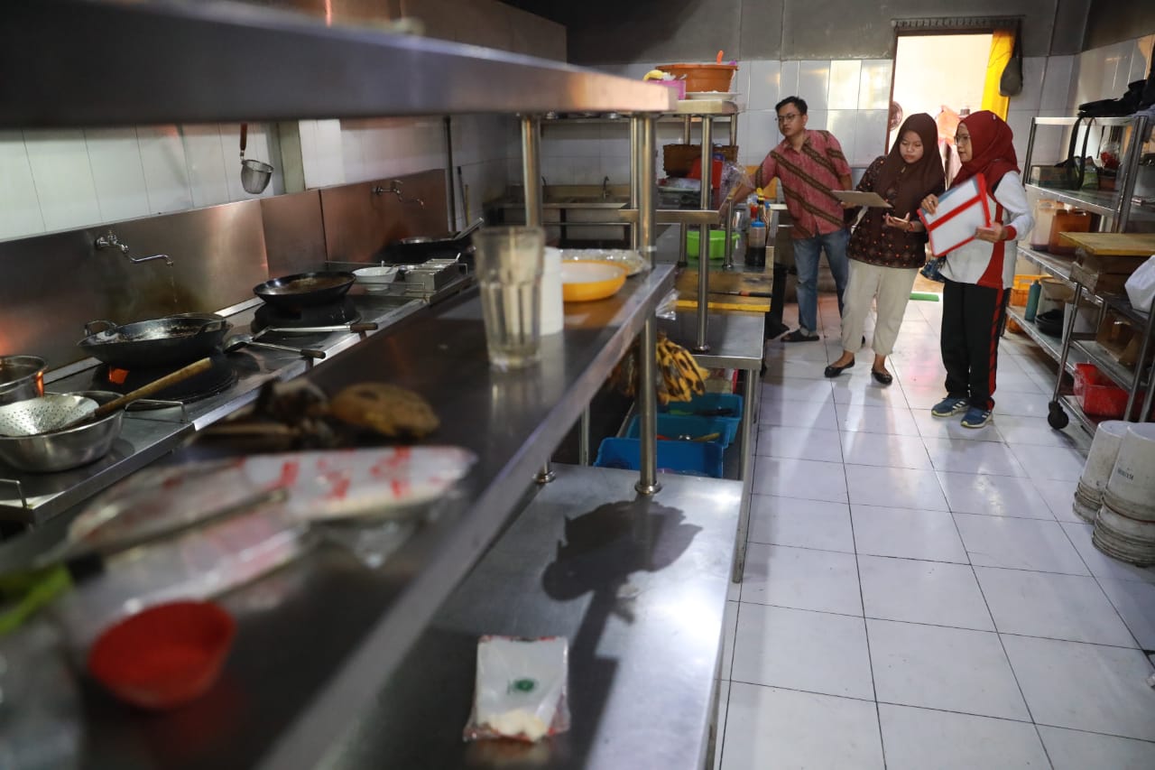 Foto utama berita: Pastikan Penggunaan Gas Elpiji Tepat Sasaran, Tim Gabungan Pantau Hotel Dan Cafe