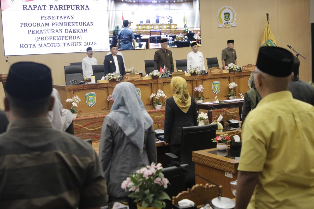 Foto 2 dari 8: Propemperda Resmi Ditetapkan, Pemkot-DPRD  Targetkan Tujuh Raperda Prioritas Tahun Depan