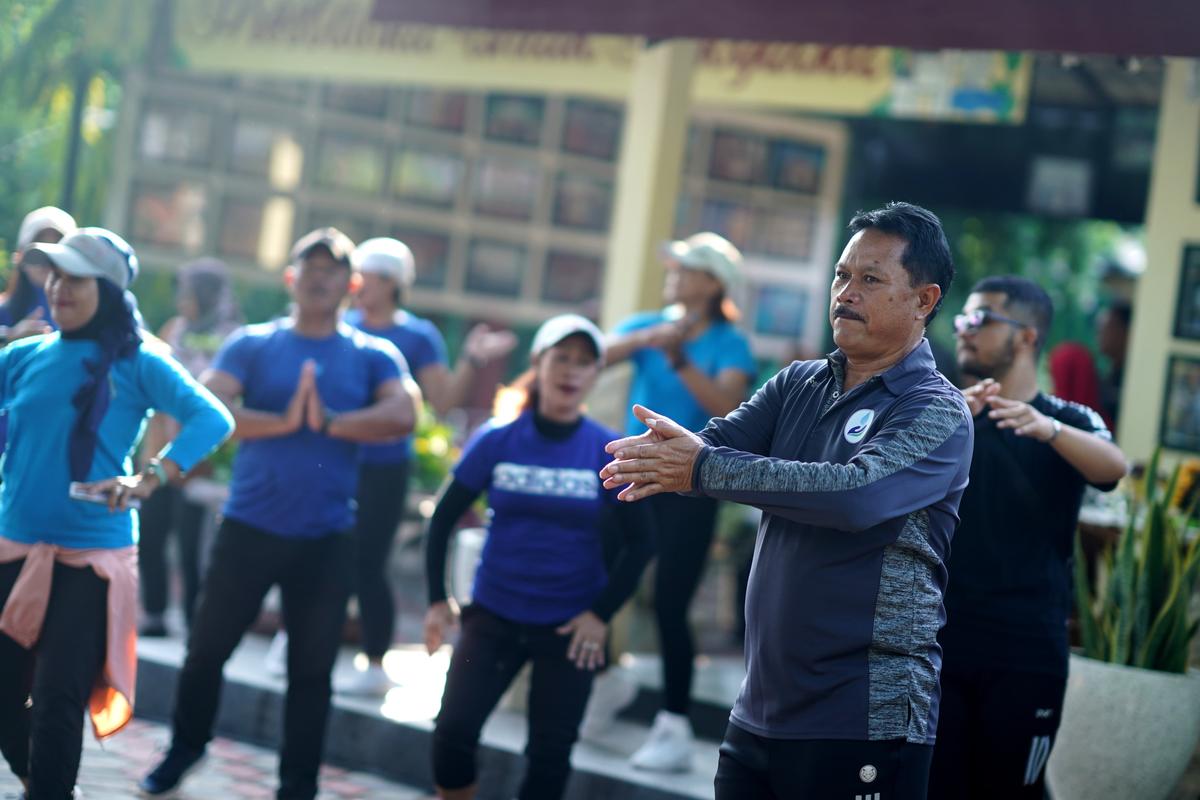Foto utama berita: Olahraga Bersama Instruktur Senam, Wali Kota Harap Jadi Penyalur Semangat Sehat Bagi Warga