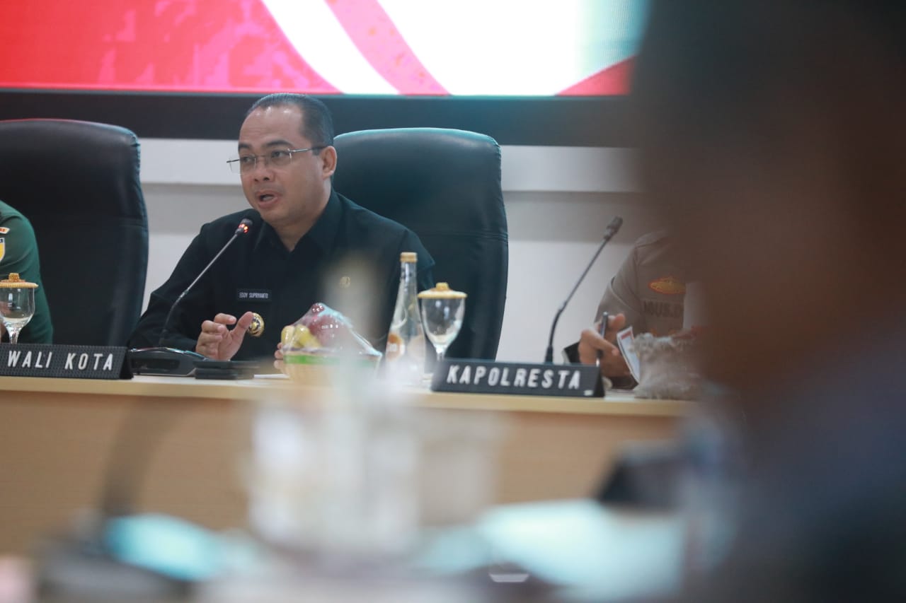 Foto 5 dari 9: Rakor Forkopimda Bersama Perguruan Pencak Silat, Pj Wali Kota: Kita Sepakat Kota Madiun Harus Selalu Aman dan Nyaman