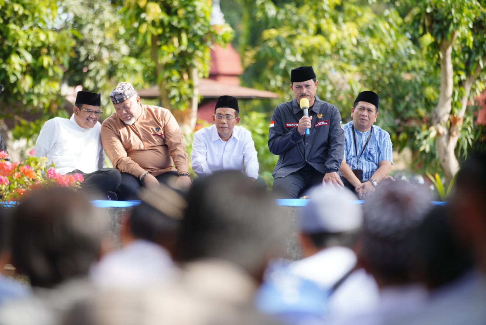 Foto utama berita: Istighosah Bersama PDAM, Wali Kota Dorong Peningkatan Kinerja Berlandaskan Ketuhanan