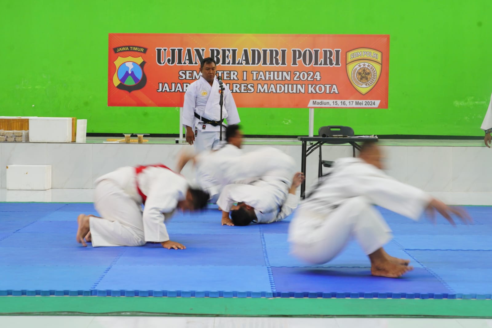 Foto 3 dari 7: Ujian Bela Diri Polri
