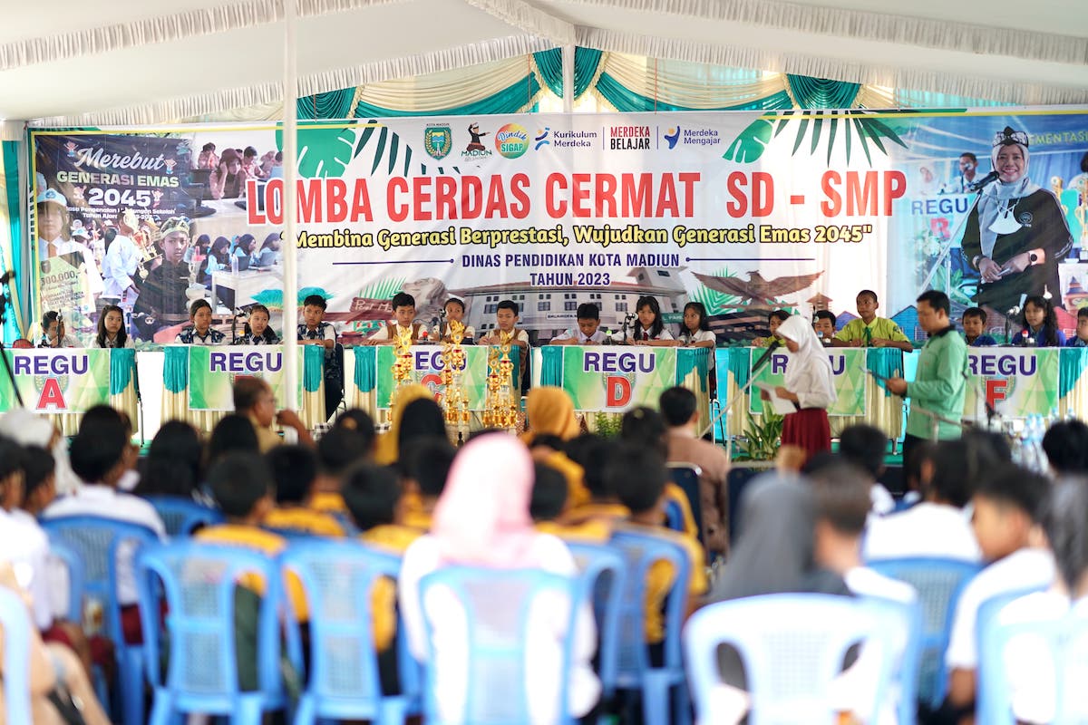 Foto 9 dari 9: SDN 05 Madiun Lor Raih Juara Pertama di LCC Tingkat SD se Kota Madiun