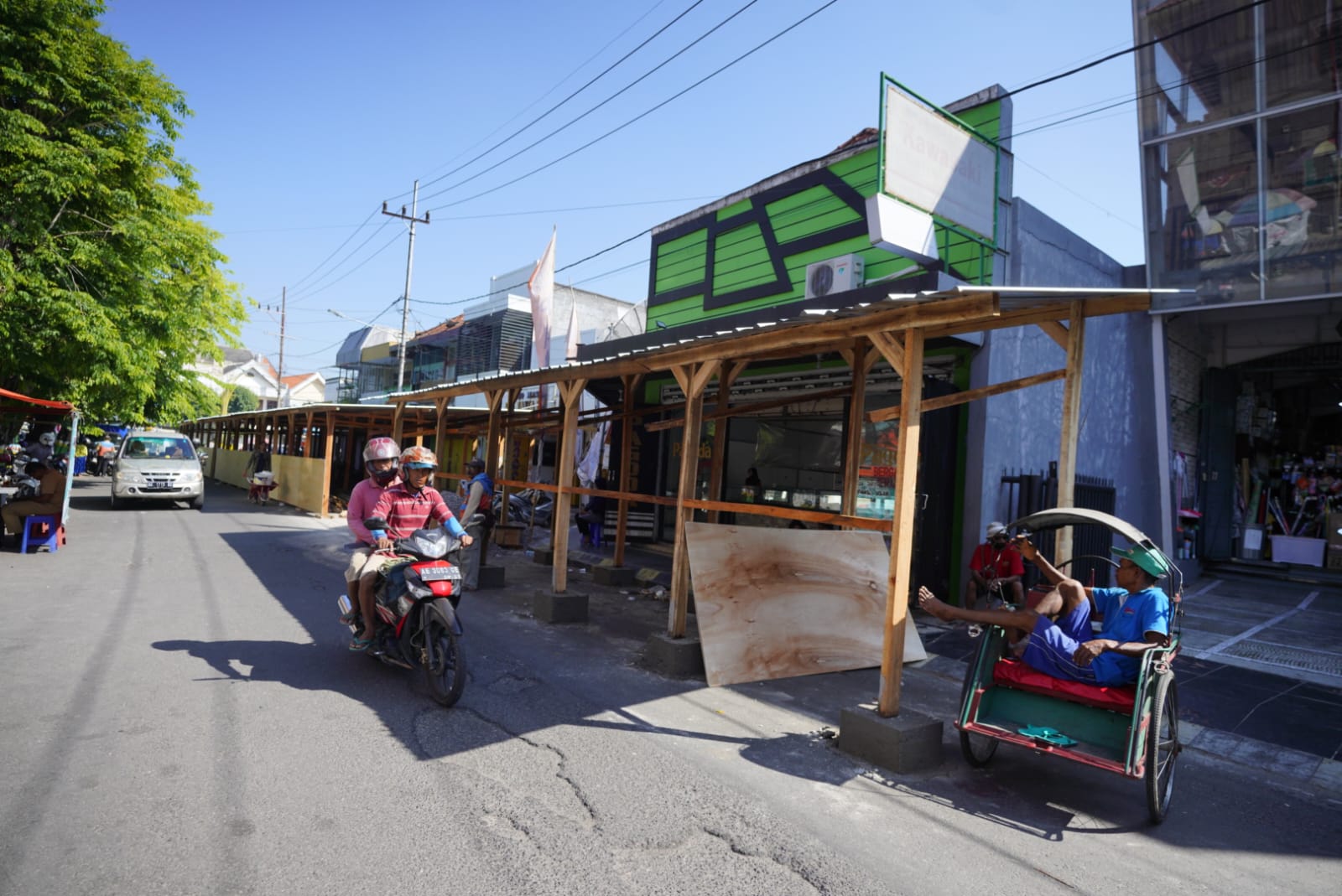 Foto 3 dari 4: Relokasi Pedagang Mulai Dilakukan, Pembangunan Pasar Kawak Ditarget Mulai Pekan Depan
