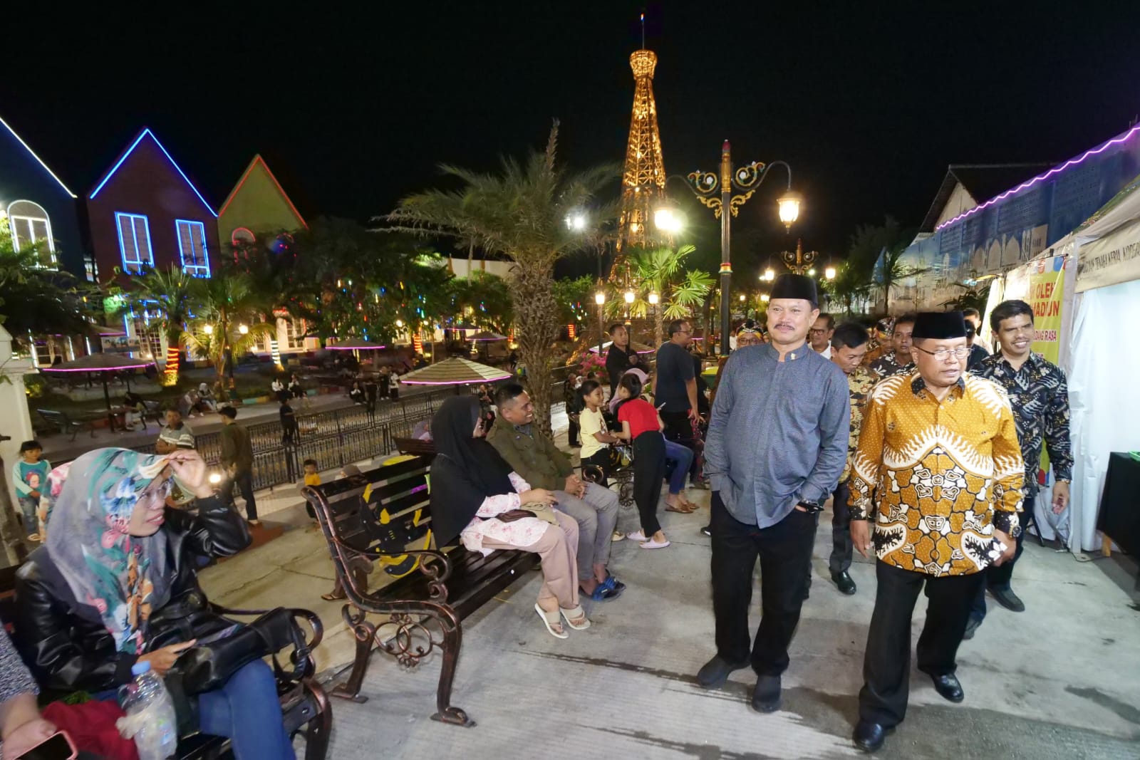 Foto 2 dari 9: Kunjungi Kota Madiun, Wali Kota Blitar: Kota Madiun Bukan Kaleng-kaleng