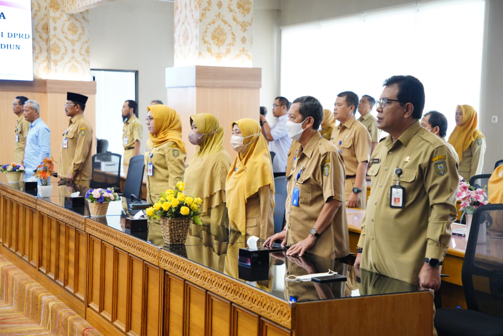 Foto 10 dari 10: Rapat Paripurna Lanjutan LKPj Wali Kota TA 2022, Wali Kota Apresiasi Rekomendasi Wakil Rakyat