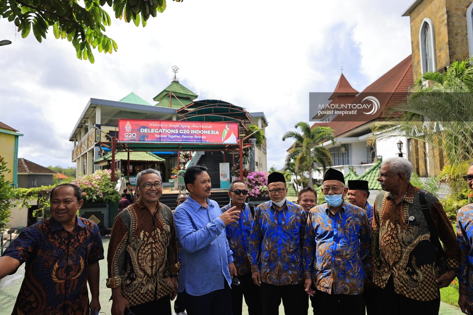 Tingkatkan Toleransi Beragama, Wali Kota Ajak FKUB Kunjungi Komplek Peribadatan Puja Mandala