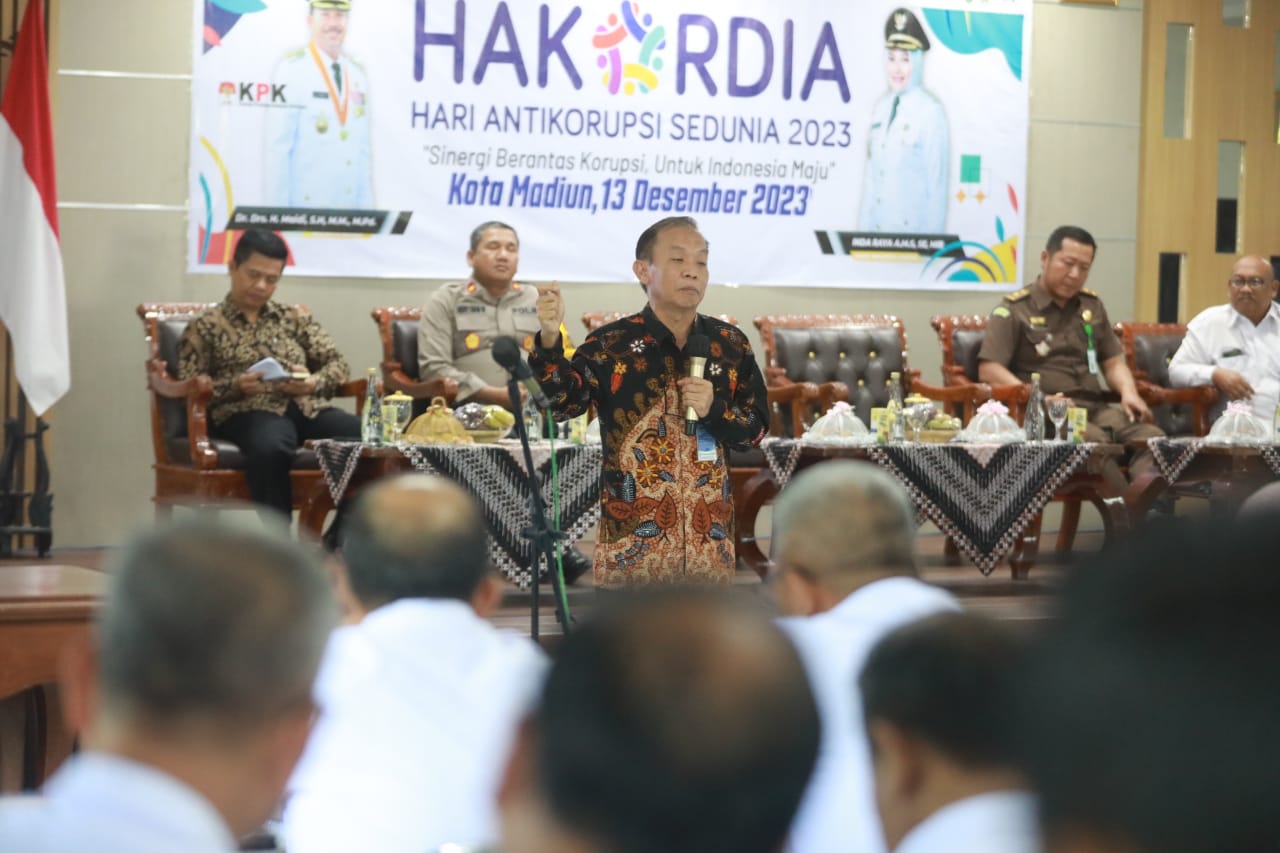 Foto 4 dari 12: Hadiri Seminar Hakordia, Wali Kota : Sinergi Berantas Korupsi Bantu Tingkatkan Pembangunan Kota