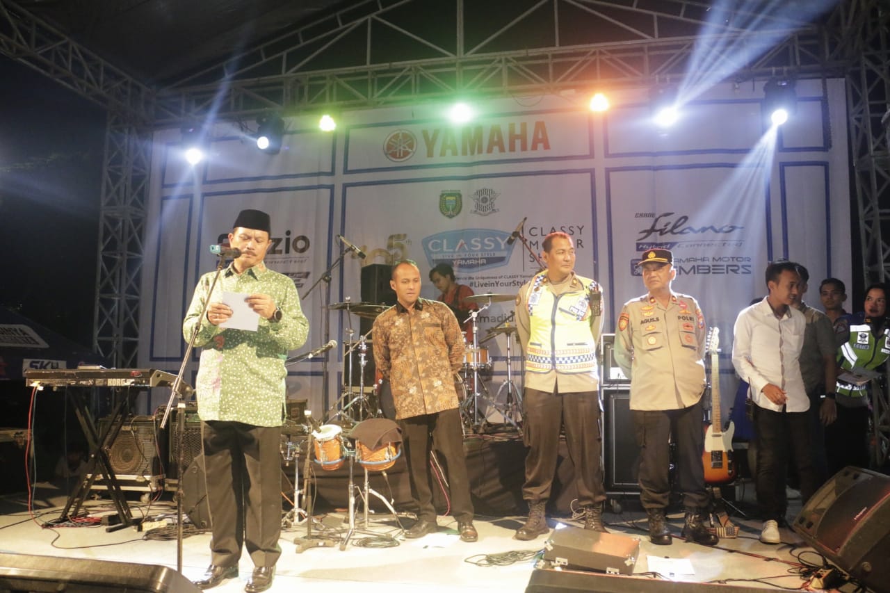 Foto 1 dari 7: Buka Event PT Yamaha Indonesia Motor Manufacturing DSS Madiun-Kediri, Wali Kota Apresiasi Penyelenggara Ikut Ramaikan Kota