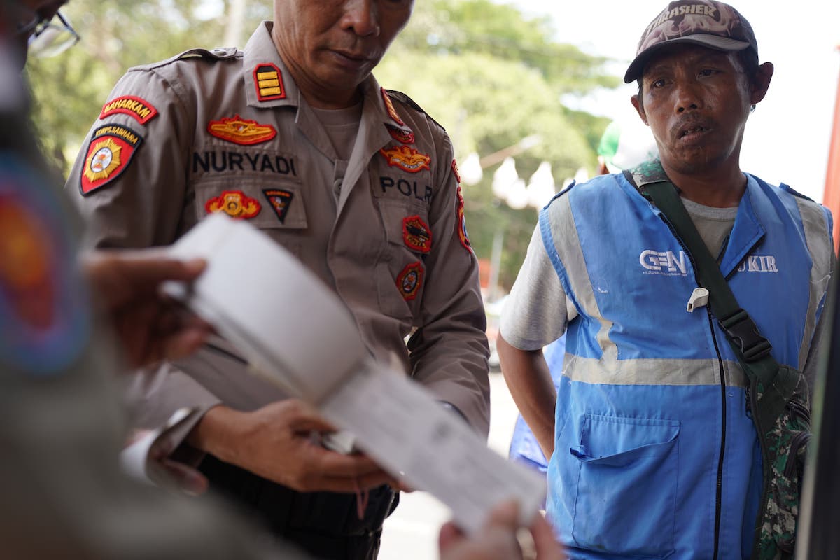 Foto 6 dari 10: Tim Saber Pungli Sidak Sejumlah Parkiran di Kota Madiun