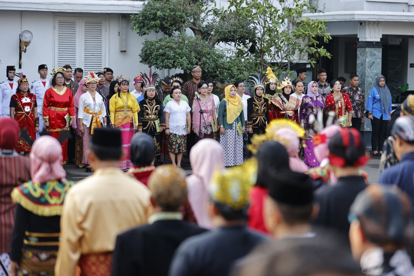 Foto 5 dari 10: Gelar Upacara Hardiknas 2023, Wali Kota Harap Pendidikan Makin Dinamis