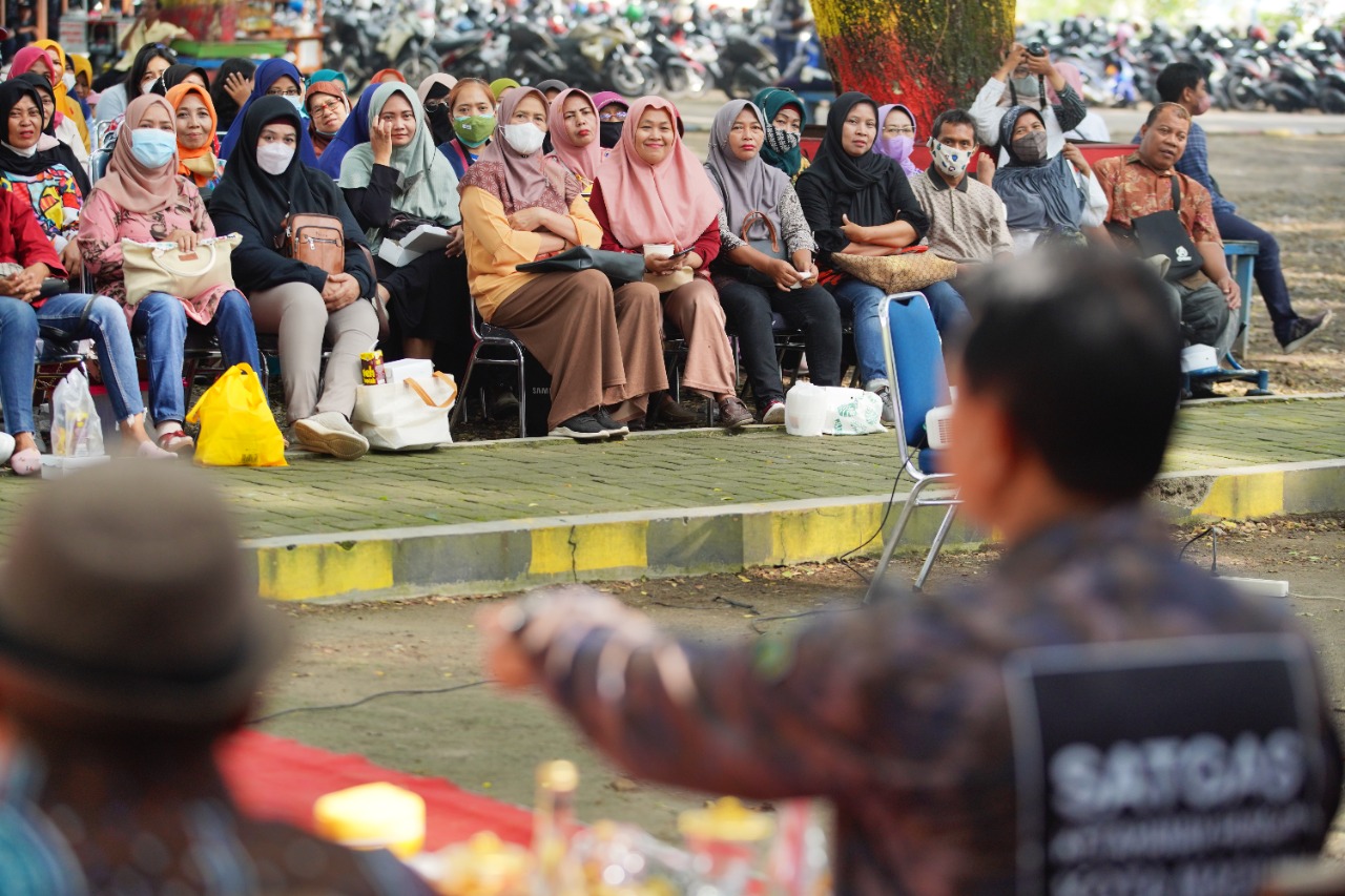 Foto 4 dari 10: Gelar Pembinaan UMKM Mamin, Wali Kota Ajak Pengusaha Terus Berinovasi