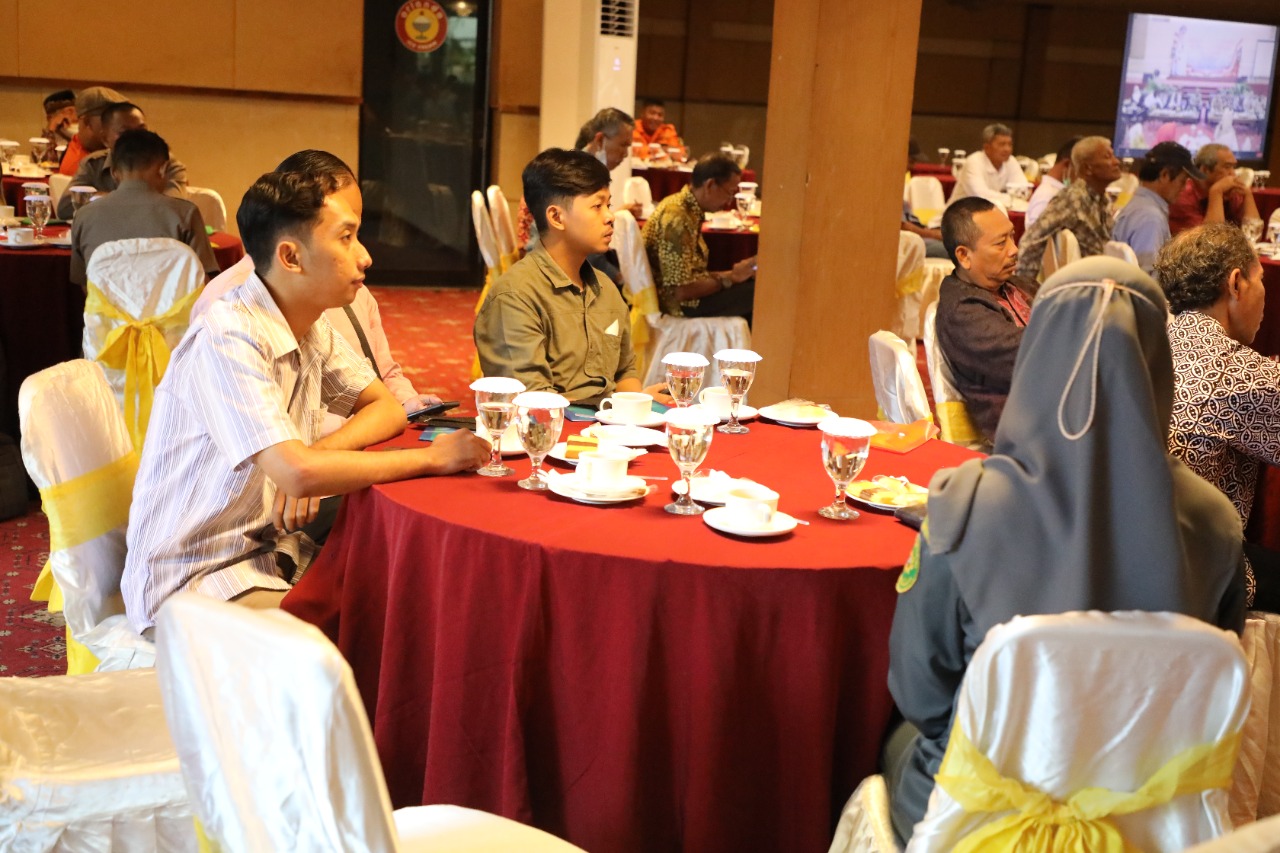 Foto 7 dari 10: Beri Penyuluhan Hukum Terpadu Kecamatan Manguharjo, Wali Kota Harap Masyarakat Sadar Hukum